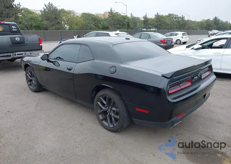 2023 Dodge Challenger Sxt z USA, uszkodzony, nr VIN 2C3CDZAG0PH507718